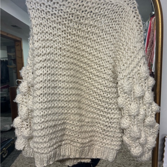 Cozy Cream Knit Sweater - Picture 6 of 6